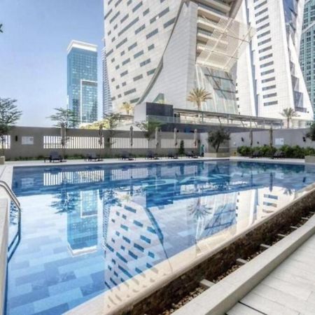 Citihome - 1Br At Merano Tower By Damac Дубай Экстерьер фото